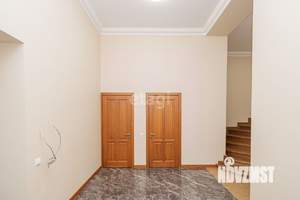 Дом 600м², 2-этажный, участок 10 сот.  