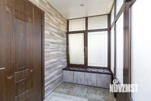 Дом 510м&sup2;, 2-этажный, участок 10 сот.  