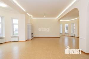 Дом 600м², 2-этажный, участок 10 сот.  