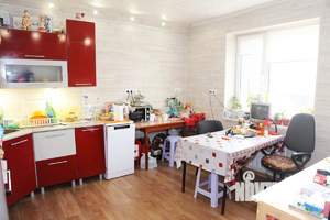 Коттедж 140м², 2-этажный, участок 6 сот.  