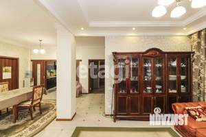 Дом 272м&sup2;, 2-этажный, участок 15 сот.  