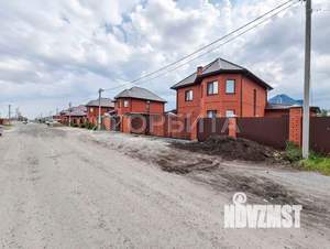 Дом 200м&sup2;, 2-этажный, участок 6 сот.  