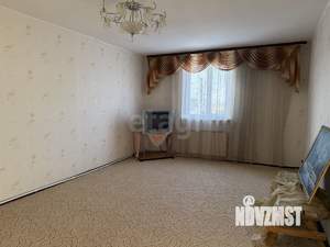 Дом 318м&sup2;, 3-этажный, участок 15 сот.  