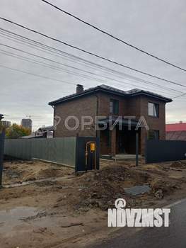 Дом 131м&sup2;, 2-этажный, участок 4 сот.  