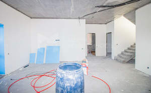 Дом 182м&sup2;, 2-этажный, участок 4 сот.  