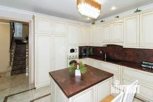 Дом 128м&sup2;, 2-этажный, участок 6 сот.  