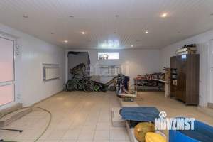 Дом 410м², 2-этажный, участок 15 сот.  