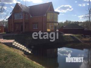 Дом 320м², 2-этажный, участок 25 сот.  