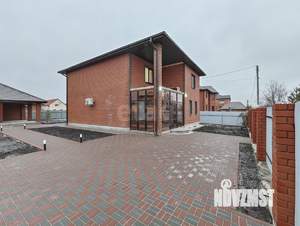 Дом 166м², 2-этажный, участок 8 сот.  