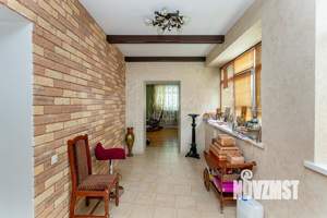 Коттедж 274м², 2-этажный, участок 15 сот.  
