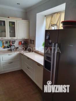 Дом 304м&sup2;, 2-этажный, участок 18 сот.  