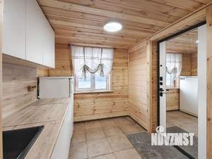 Дом 60м&sup2;, 2-этажный, участок 10 сот.  