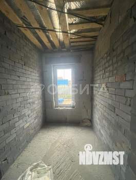 Дом 100м², 2-этажный, участок 7 сот.  