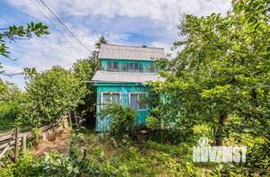 Дом 30м², 2-этажный, участок 4 сот.  
