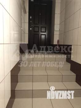 Коттедж 370м&sup2;, 3-этажный, участок 12 сот.  