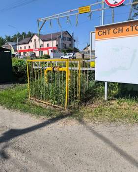 Дом 20м&sup2;, 2-этажный, участок 10 сот.  