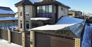 Дом 300м&sup2;, 3-этажный, участок 10 сот.  