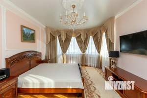 Коттедж 174м², 2-этажный, участок 15 сот.  