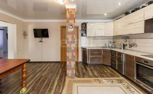 Дом 281м&sup2;, 2-этажный, участок 7 сот.  