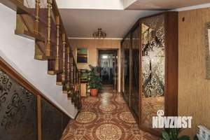 Дом 220м², 2-этажный, участок 9 сот.  