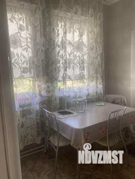 Дом 205м&sup2;, 2-этажный, участок 10 сот.  