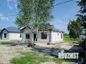 Дом 93м&sup2;, 2-этажный, участок 6 сот.  