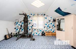 Коттедж 230м&sup2;, 3-этажный, участок 10 сот.  