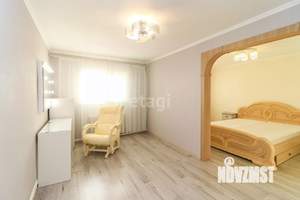 Коттедж 198м², 2-этажный, участок 5 сот.  