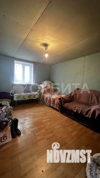 Дом 42м&sup2;, 2-этажный, участок 11 сот.  