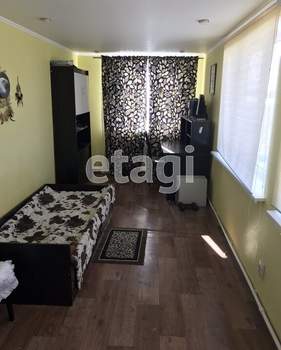 Дом 200м&sup2;, 2-этажный, участок 5 сот.  