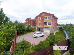 Дом 274м², 3-этажный, участок 10 сот.  