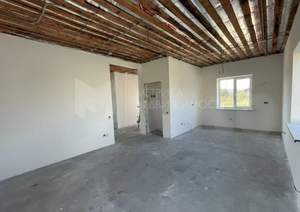 Дом 90м&sup2;, 1-этажный, участок 6 сот.  