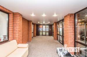 Дом 200м², 2-этажный, участок 6 сот.  