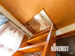 Дом 23м&sup2;, 2-этажный, участок 5 сот.  