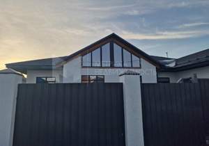 Дом 276м², 1-этажный, участок 8 сот.  