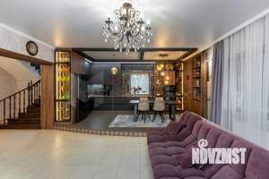 Коттедж 280м², 3-этажный, участок 12 сот.  
