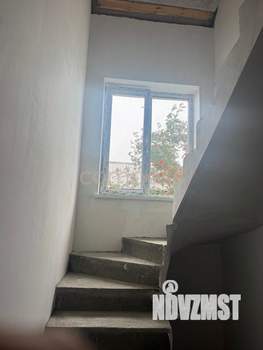 Коттедж 110м², 2-этажный, участок 5 сот.  