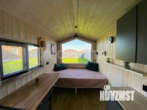 Дом 18м&sup2;, 2-этажный, участок 5 сот.  