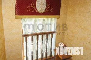 Дом 260м&sup2;, 3-этажный, участок 15 сот.  