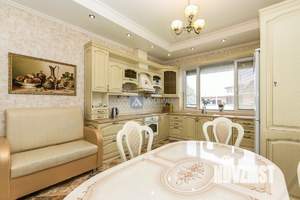 Коттедж 391м², 2-этажный, участок 19 сот.  