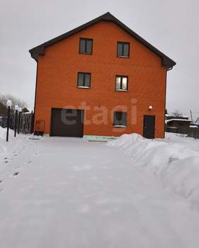 Дом 264м&sup2;, 3-этажный, участок 8 сот.  