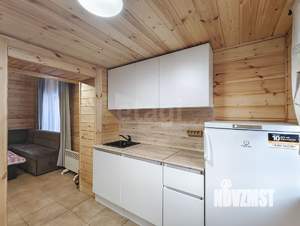 Дом 60м&sup2;, 2-этажный, участок 10 сот.  