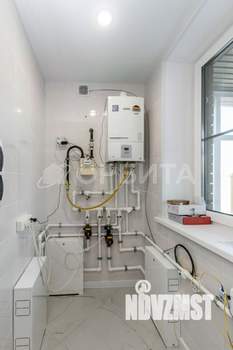 Дом 180м&sup2;, 2-этажный, участок 7 сот.  