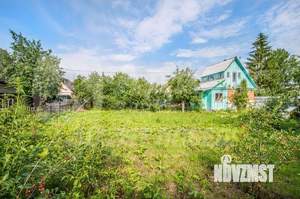 Дом 30м&sup2;, 2-этажный, участок 4 сот.  