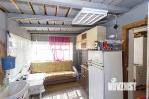 Дом 17м&sup2;, 2-этажный, участок 5 сот.  