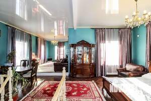 Дом 232м&sup2;, 2-этажный, участок 7 сот.  