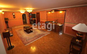 Дом 450м², 3-этажный, участок 11 сот.  