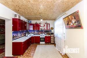 Дом 200м&sup2;, 2-этажный, участок 9 сот.  