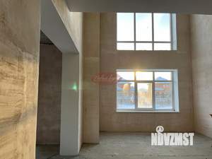 Коттедж 245м&sup2;, 2-этажный, участок 10 сот.  