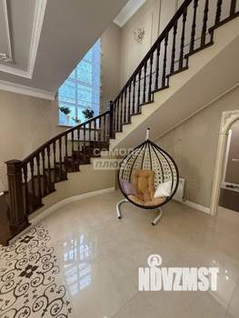 Коттедж 362м², 2-этажный, участок 10 сот.  